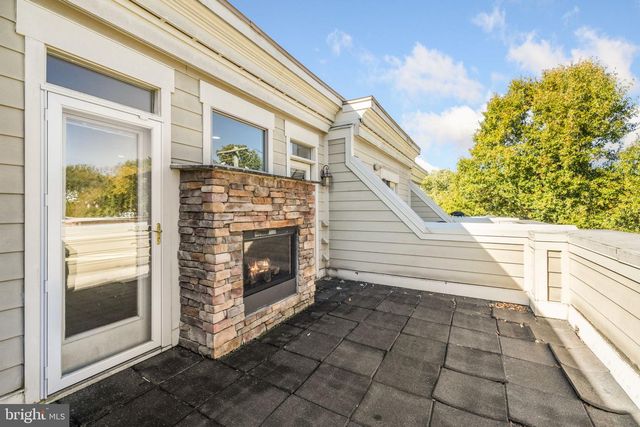 4458 MACARTHUR BLVD NW, Washington, DC 20007
