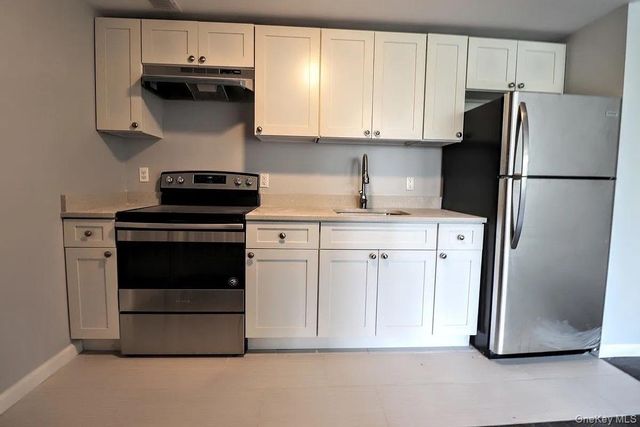 915 Eagle Avenue, Bronx, NY 10456