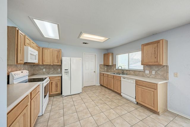1201 Sheltie LN, Round Rock, TX 78664