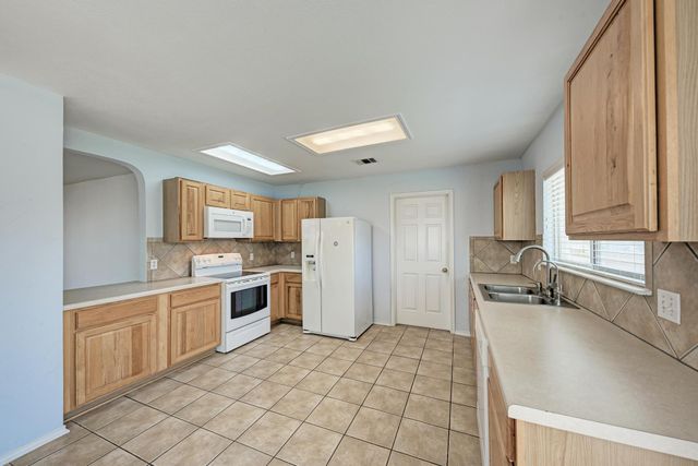 1201 Sheltie LN, Round Rock, TX 78664
