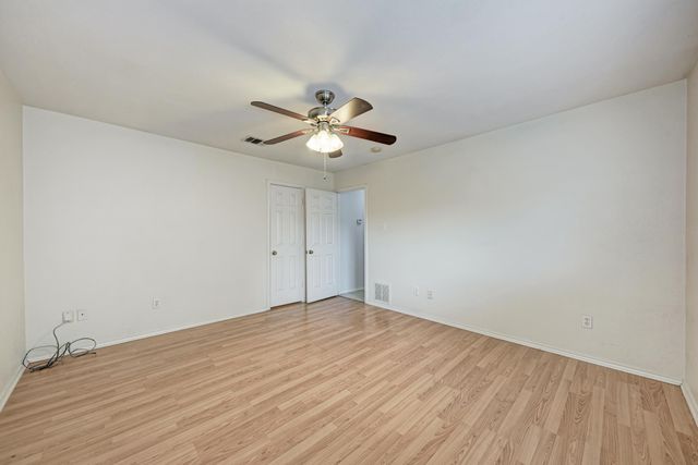 1201 Sheltie LN, Round Rock, TX 78664