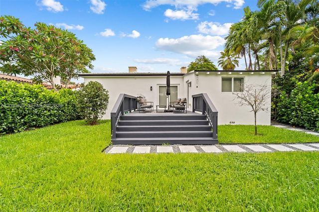 829 Granada Groves Court, Coral Gables, FL 33134