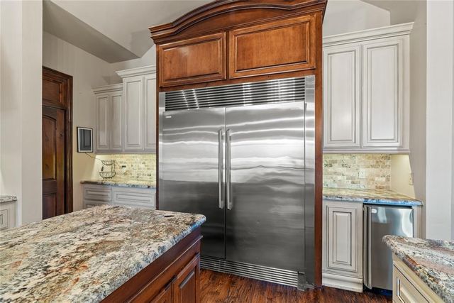 1209 W Flowering Peach Way, Mustang, OK 73064