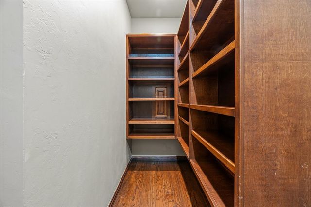 1209 W Flowering Peach Way, Mustang, OK 73064