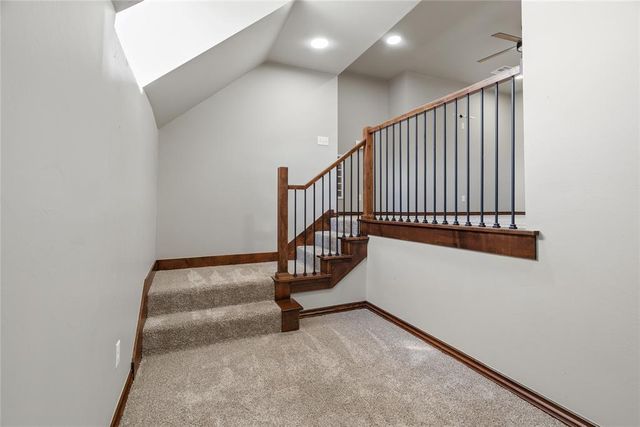 1209 W Flowering Peach Way, Mustang, OK 73064