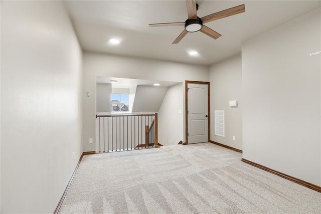 1209 W Flowering Peach Way, Mustang, OK 73064