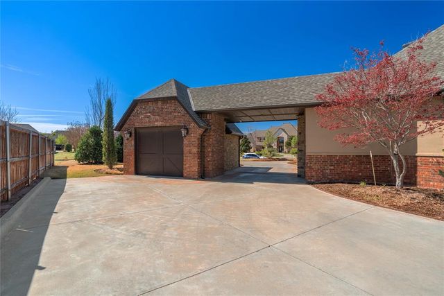 1209 W Flowering Peach Way, Mustang, OK 73064