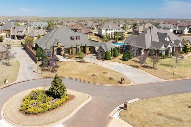 1209 W Flowering Peach Way, Mustang, OK 73064