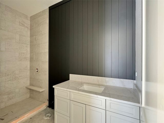 10321 Thorne Drive, West Des Moines, IA 50266