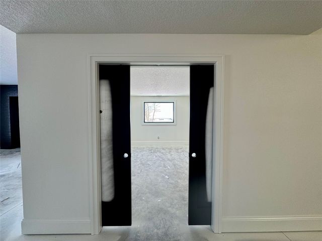 10321 Thorne Drive, West Des Moines, IA 50266