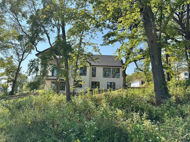 10321 Thorne Drive, West Des Moines, IA 50266