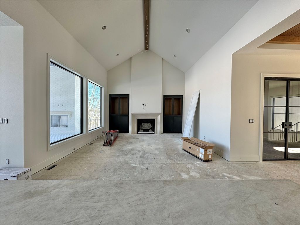 10321 Thorne Drive, West Des Moines, IA 50266