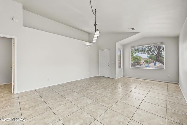 4432 S Paseo Rio Bravo, Tucson, AZ 85714