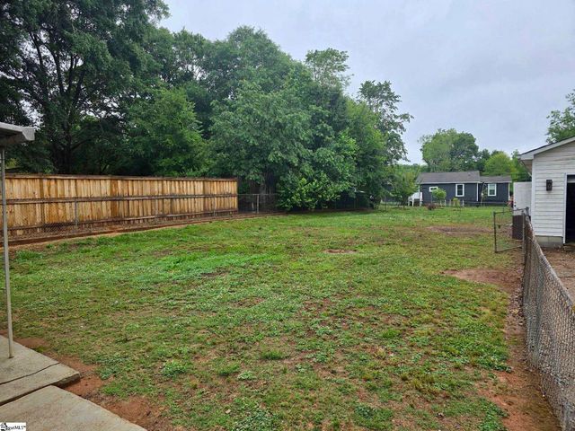 23 Woodbriar Court, Greenville, SC 29617