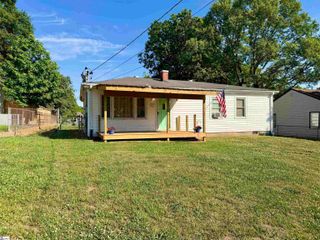 23 Woodbriar Court, Greenville, SC 29617