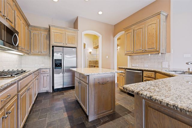 12010 Lueders Lane, Dallas, TX 75230
