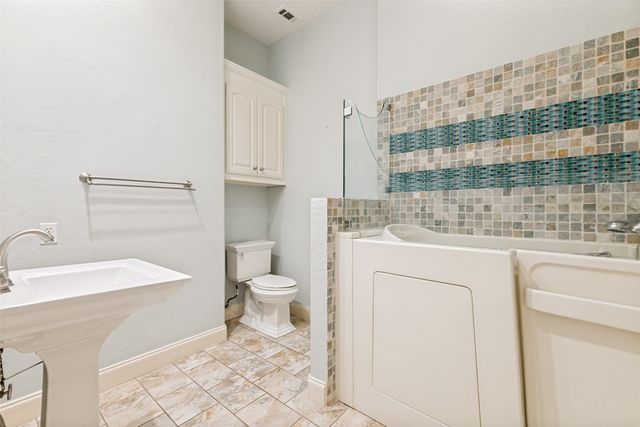 12010 Lueders Lane, Dallas, TX 75230