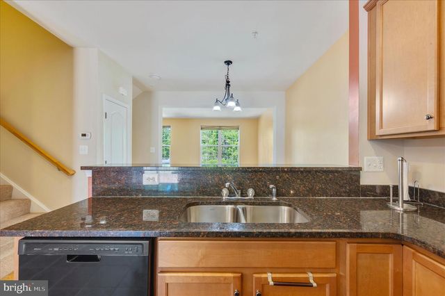 6103 HANLON ST, Capitol Heights, MD 20743