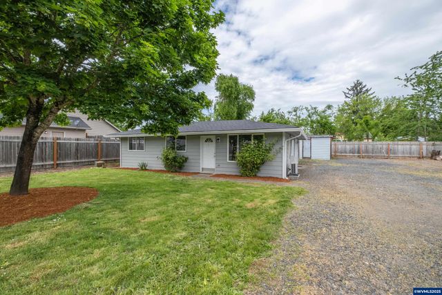 2308 Harding St, Sweet Home, OR 97386