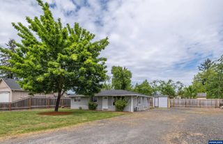 2308 Harding St, Sweet Home, OR 97386