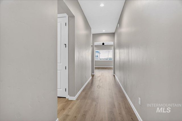 1275 Stirling Meadows St, Middleton, ID 83644