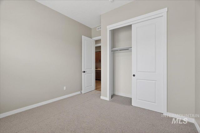 1275 Stirling Meadows St, Middleton, ID 83644