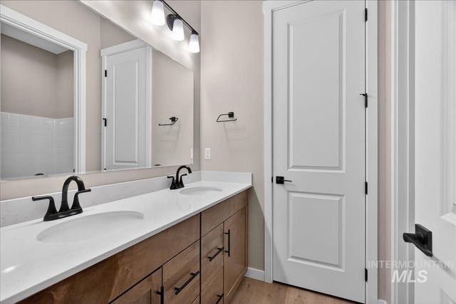 1275 Stirling Meadows St, Middleton, ID 83644