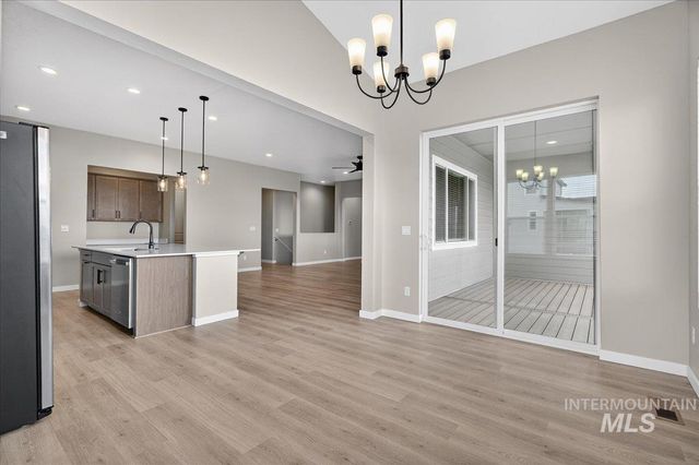 1275 Stirling Meadows St, Middleton, ID 83644