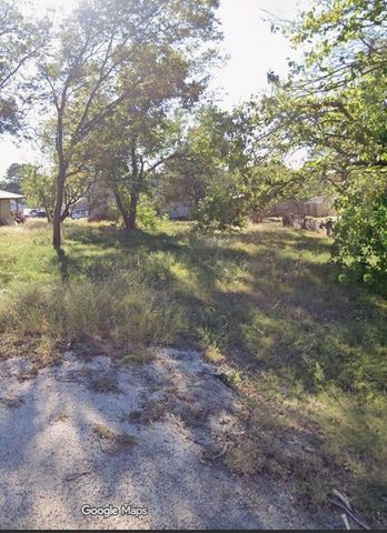 1988 Fm 3186, Onalaska, TX 77360