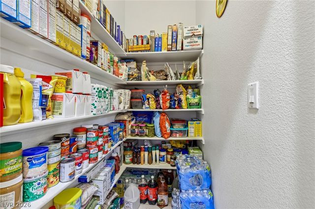 399 Washtenaw Street, Henderson, NV 89012