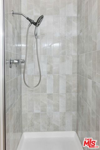 11965 Gorham Avenue 503, Los Angeles, CA 90049