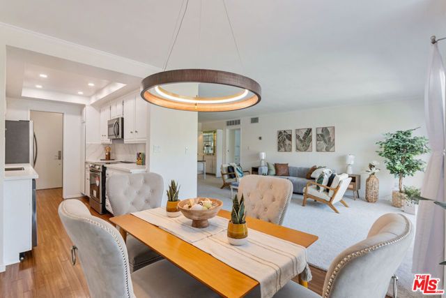 11965 Gorham Avenue 503, Los Angeles, CA 90049