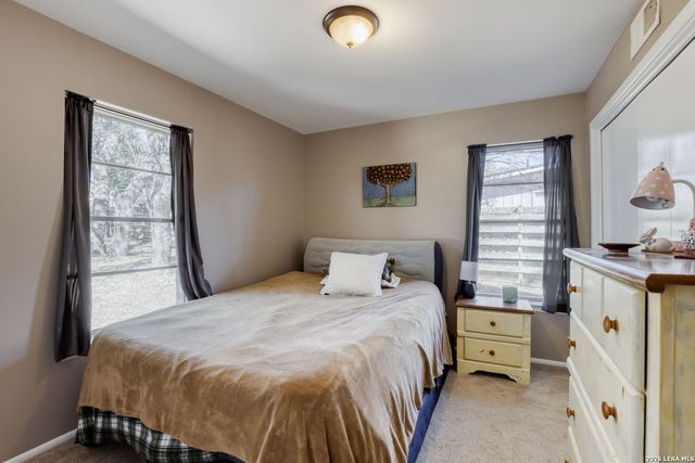 1007 Mount Rainier, San Antonio, TX 78213