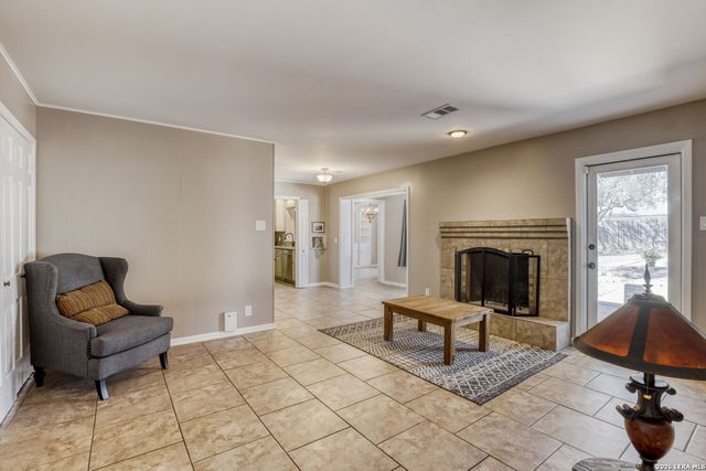 1007 Mount Rainier, San Antonio, TX 78213