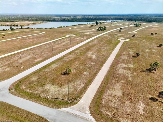 18 Cockatiel WAY, Placida, FL 33946