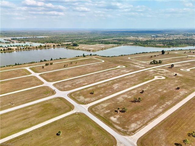 18 Cockatiel WAY, Placida, FL 33946