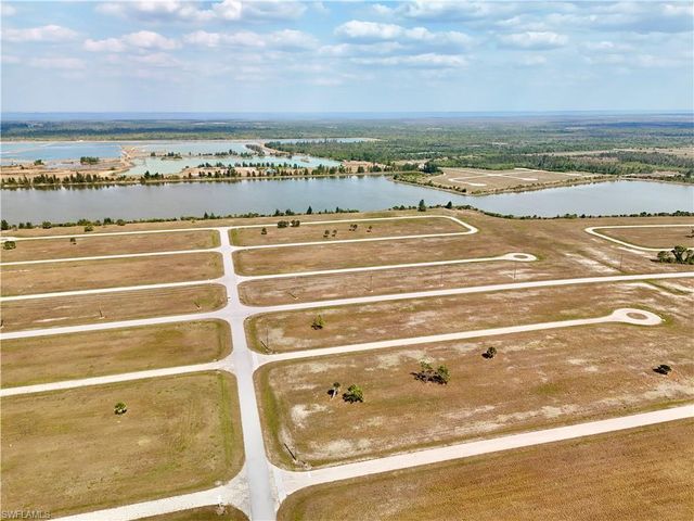 18 Cockatiel WAY, Placida, FL 33946