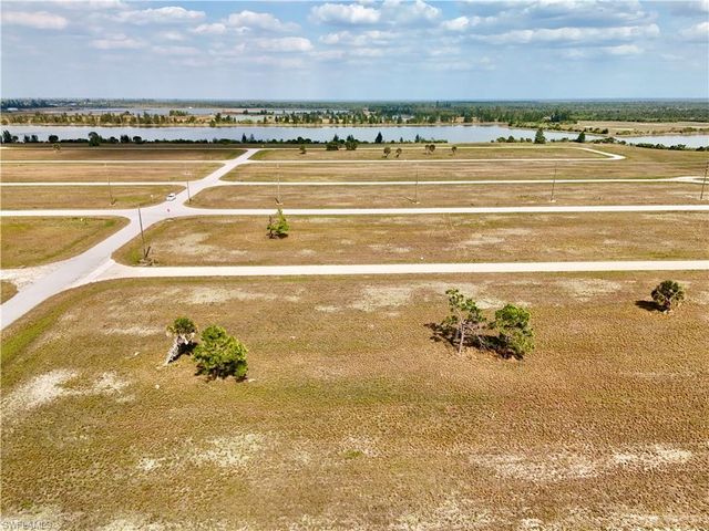 18 Cockatiel WAY, Placida, FL 33946