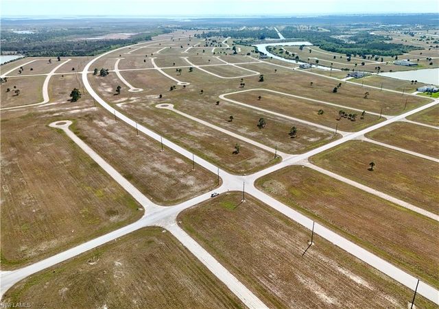 18 Cockatiel WAY, Placida, FL 33946