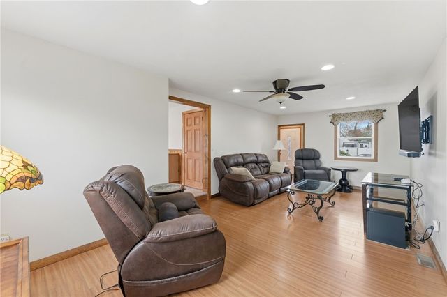 11 Nathan Road, Warwick, RI 02889