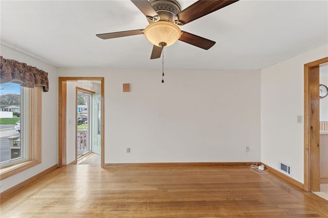 11 Nathan Road, Warwick, RI 02889