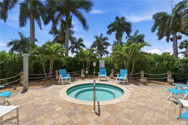 3426 Hancock Bridge PKWY 902, North Fort Myers, FL 33903