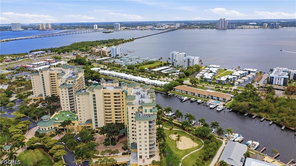 3426 Hancock Bridge PKWY 902, North Fort Myers, FL 33903