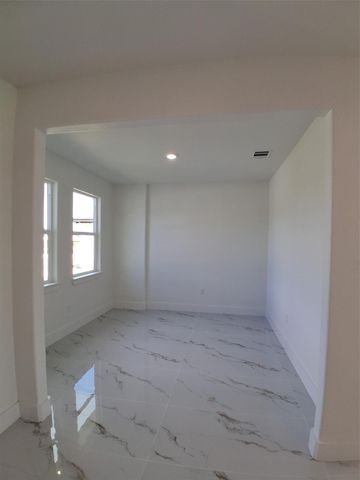 1854 Road 5714, Cleveland, TX 77327