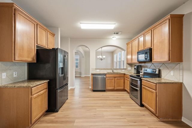 19104 Leigh LN, Pflugerville, TX 78660