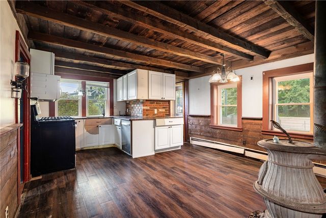 1707 Diamond Hill Road, Cumberland, RI 02864