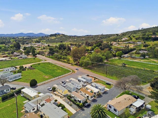 2030 Black Canyon Rd SPC 12, Ramona, CA 92065