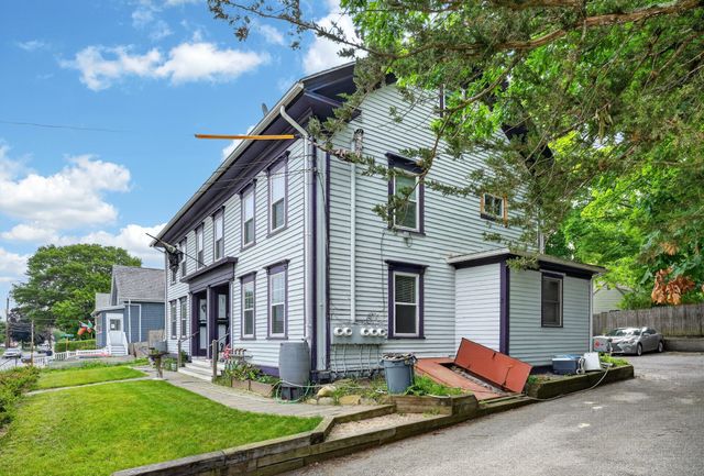 190-192 Main St, Maynard, MA 01754