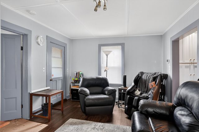 190-192 Main St, Maynard, MA 01754