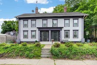 190-192 Main St, Maynard, MA 01754